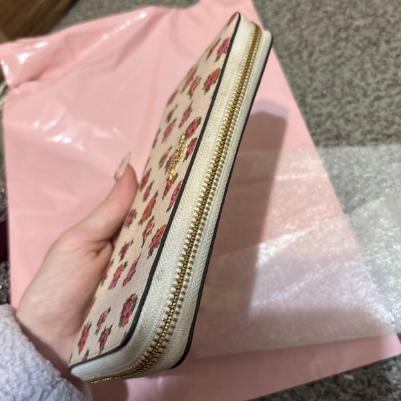 Coach Mini Rose Print Wallet - Picture 7 of 7